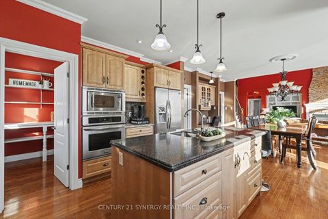 Photo 15 at 30 Basswood Crescent, Rideau Lakes (South Elmsley) Twp, Rideau Lakes