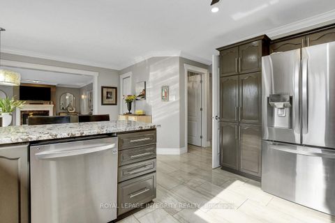 Photo 16 at 4 Heritage Grove Crescent, Stittsville (Central), Stittsville