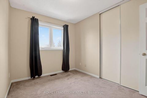 Photo 35 at 21 Baton Court, Katimavik, Kanata