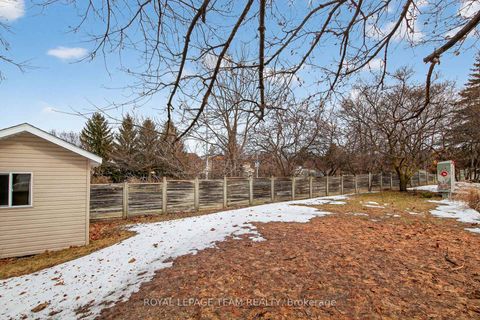 Photo 48 at 21 Baton Court, Katimavik, Kanata