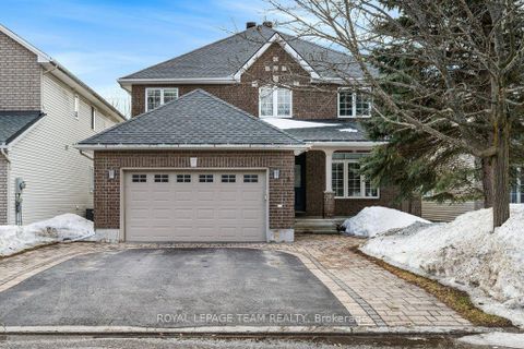 Photo 1 at 8 Thunderbird Crescent, Bridlewood, Kanata