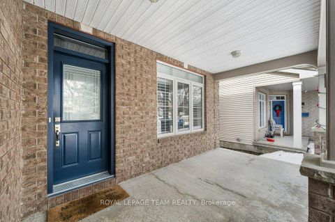 Photo 3 at 8 Thunderbird Crescent, Bridlewood, Kanata