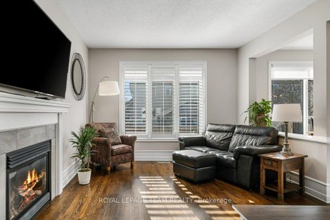 Photo 20 at 8 Thunderbird Crescent, Bridlewood, Kanata