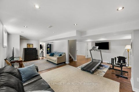 Photo 35 at 8 Thunderbird Crescent, Bridlewood, Kanata