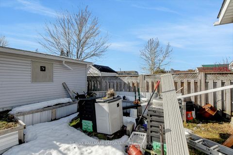 Photo 30 at 43 - 3535 St Joseph Boulevard, Fallingbrook/Ridgemount, Orleans