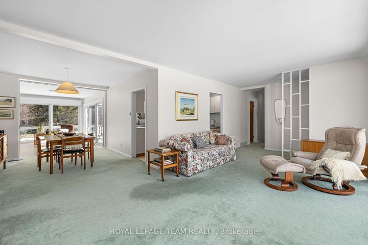 Photo 8 at 35 Cherrywood Drive, Nepean (Arbeatha Park), Ottawa