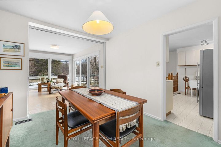 Photo 11 at 35 Cherrywood Drive, Nepean (Arbeatha Park), Ottawa