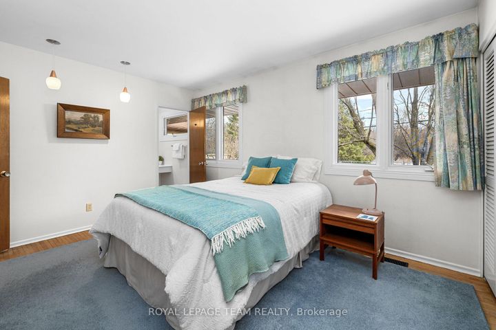 Photo 22 at 35 Cherrywood Drive, Nepean (Arbeatha Park), Ottawa