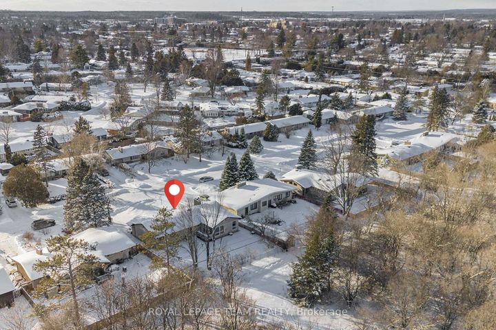 Photo 42 at 35 Cherrywood Drive, Nepean (Arbeatha Park), Ottawa