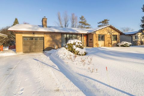 Photo 2 at 35 Cherrywood Drive, Nepean (Arbeatha Park), Ottawa