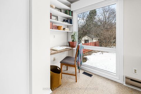 Photo 13 at 35 Cherrywood Drive, Nepean (Arbeatha Park), Ottawa