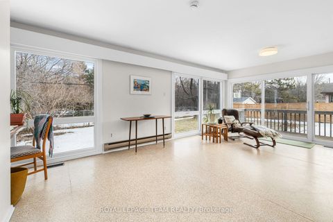 Photo 14 at 35 Cherrywood Drive, Nepean (Arbeatha Park), Ottawa
