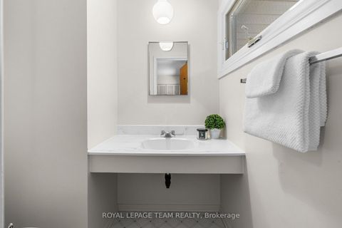 Photo 25 at 35 Cherrywood Drive, Nepean (Arbeatha Park), Ottawa