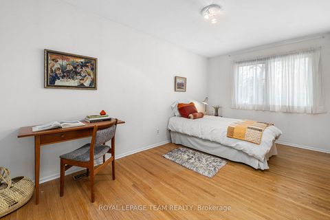 Photo 28 at 35 Cherrywood Drive, Nepean (Arbeatha Park), Ottawa
