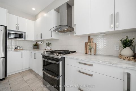 Photo 5 at 570 Baie-Des-Castors Street, Camelot, Orleans