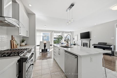 Photo 6 at 570 Baie-Des-Castors Street, Camelot, Orleans