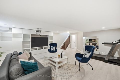 Photo 25 at 570 Baie-Des-Castors Street, Camelot, Orleans