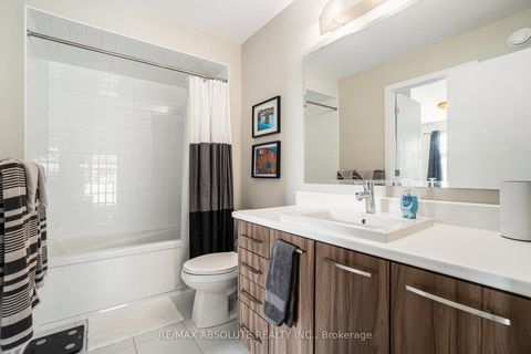 Photo 10 at 560 Triangle Street, Emerald Meadows/Trailwest, Kanata
