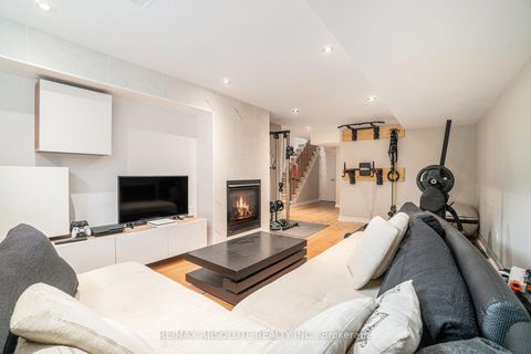 Photo 14 at 560 Triangle Street, Emerald Meadows/Trailwest, Kanata