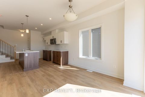 Photo 9 at 1208 Cope Drive, Stittsville (South), Stittsville