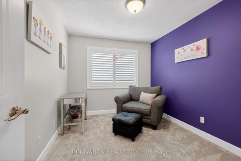 Photo 19 at 59 Farmfield Crescent, Emerald Meadows/Trailwest, Kanata