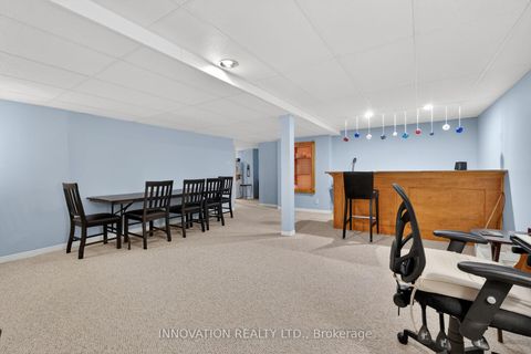 Photo 22 at 59 Farmfield Crescent, Emerald Meadows/Trailwest, Kanata