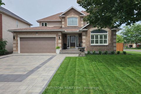Photo 1 at 42 Heritage Grove Crescent, Stittsville (Central), Stittsville