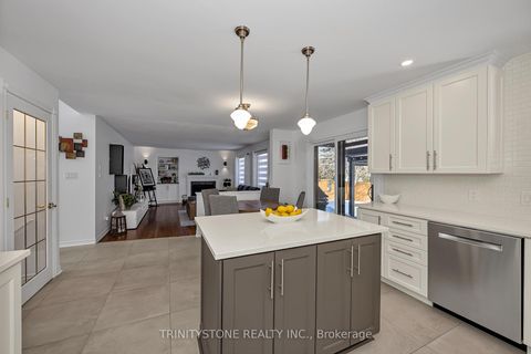 Photo 13 at 42 Heritage Grove Crescent, Stittsville (Central), Stittsville