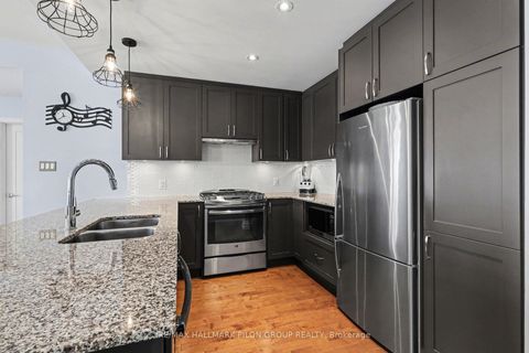 Photo 5 at 200 Mullin Private, Mer Bleue/Bradley Estates/Anderson Park, Orleans