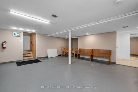 Photo 6 at 2476 Old Montreal Road, Cumberland Ridge, Orleans