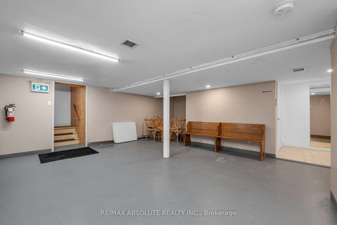 Photo 9 at 2476 Old Montreal Road, Cumberland Ridge, Orleans