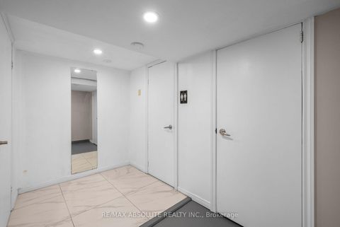 Photo 12 at 2476 Old Montreal Road, Cumberland Ridge, Orleans