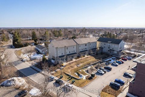 Photo 31 at 28 Meach Private, Stittsville (South), Stittsville