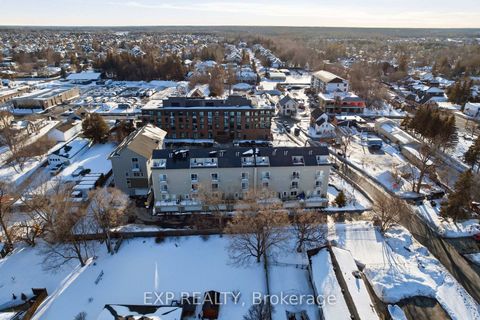 Photo 32 at 28 Meach Private, Stittsville (South), Stittsville