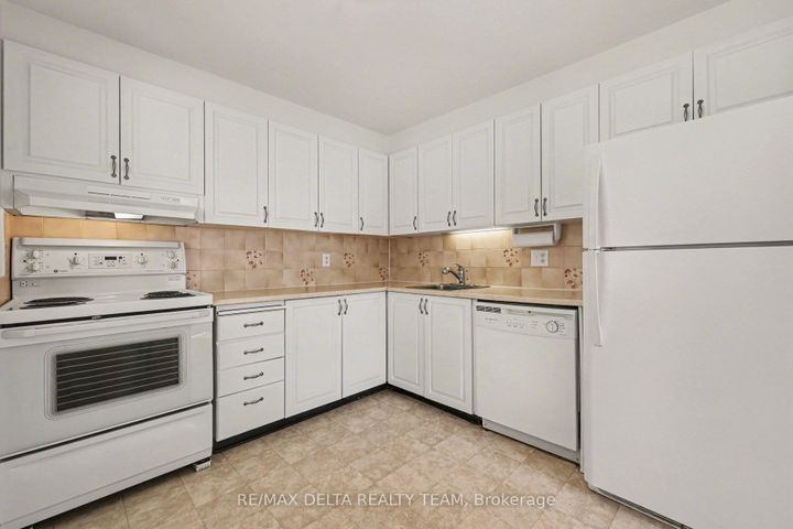 Photo 13 at 8A Millrise Lane, Nepean (Centrepointe), Ottawa