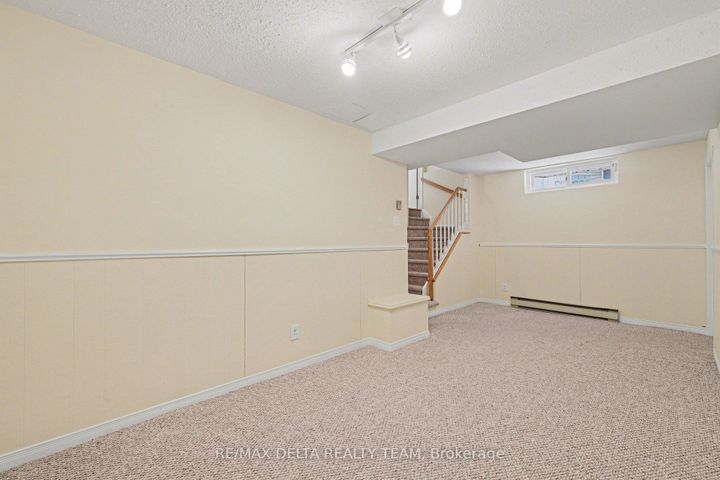 Photo 26 at 8A Millrise Lane, Nepean (Centrepointe), Ottawa