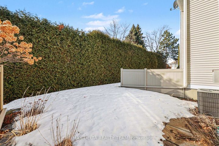 Photo 30 at 8A Millrise Lane, Nepean (Centrepointe), Ottawa
