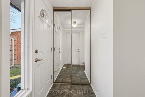 Photo 3 at 8A Millrise Lane, Nepean (Centrepointe), Ottawa