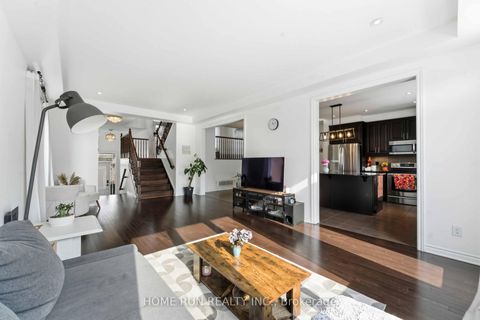 Photo 7 at 358 Meadowbreeze Drive, Emerald Meadows/Trailwest, Kanata