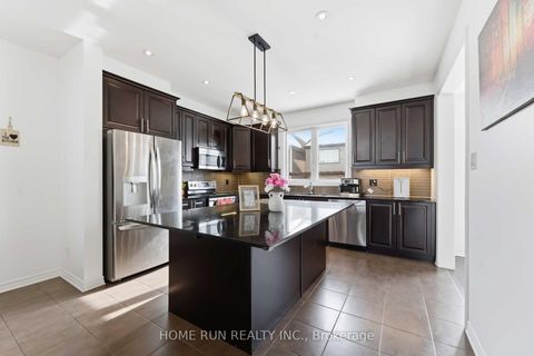 Photo 16 at 358 Meadowbreeze Drive, Emerald Meadows/Trailwest, Kanata