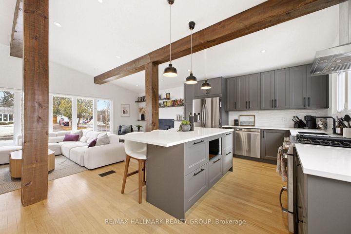 Photo 9 at 38 Harlowe Crescent, Nepean (Crystal Beach), Ottawa