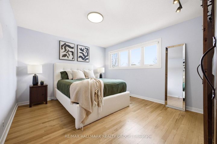 Photo 25 at 38 Harlowe Crescent, Nepean (Crystal Beach), Ottawa