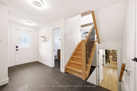 Photo 2 at 38 Harlowe Crescent, Nepean (Crystal Beach), Ottawa