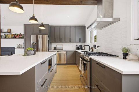 Photo 8 at 38 Harlowe Crescent, Nepean (Crystal Beach), Ottawa