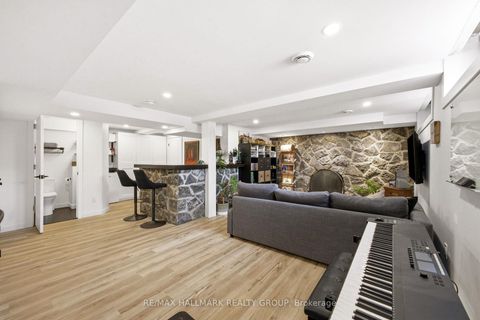 Photo 31 at 38 Harlowe Crescent, Nepean (Crystal Beach), Ottawa