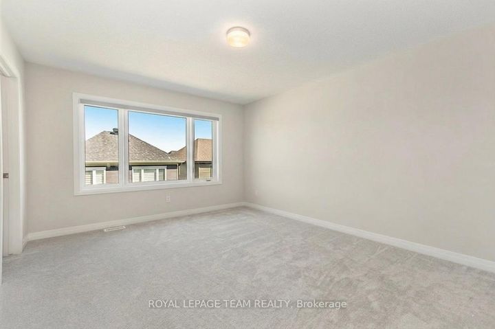 Photo 19 at 389 Appalachian Circle, Nepean (Half Moon Bay), Ottawa