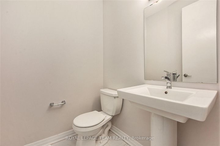 Photo 24 at 389 Appalachian Circle, Nepean (Half Moon Bay), Ottawa