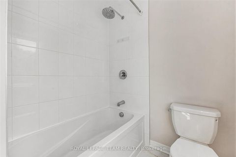 Photo 16 at 389 Appalachian Circle, Nepean (Half Moon Bay), Ottawa