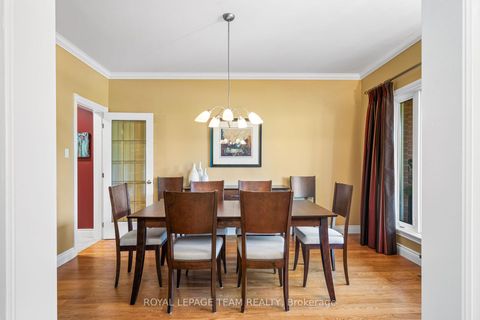 Photo 12 at 1601 Apeldoorn Avenue, Nepean (Carleton Heights), Ottawa
