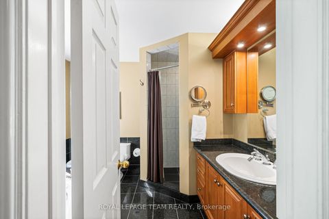 Photo 30 at 1601 Apeldoorn Avenue, Nepean (Carleton Heights), Ottawa